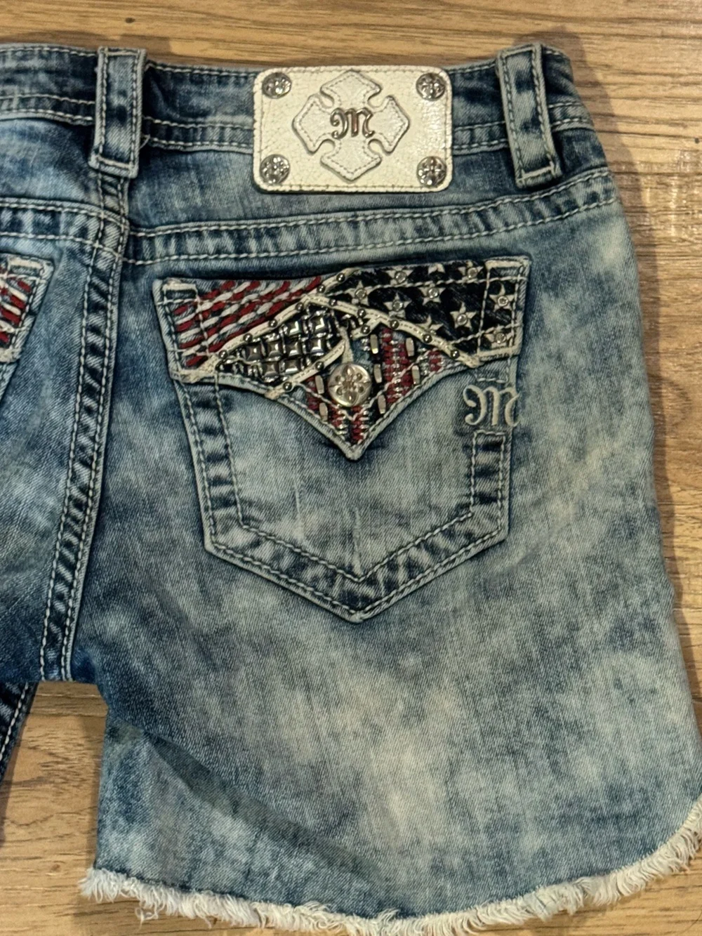 Miss Me Embellished American Flag Denim Shorts Y2K Size 28